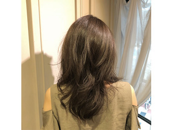 20代30代大人女性に大人気のグレージュ！_20180815_2