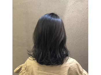 大人女性に大人気！暗いのに透明感のあるカラー！_20180926_2