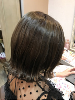 カラーでお悩みの方は高機能ハイ・ローライトで!_20190228_3